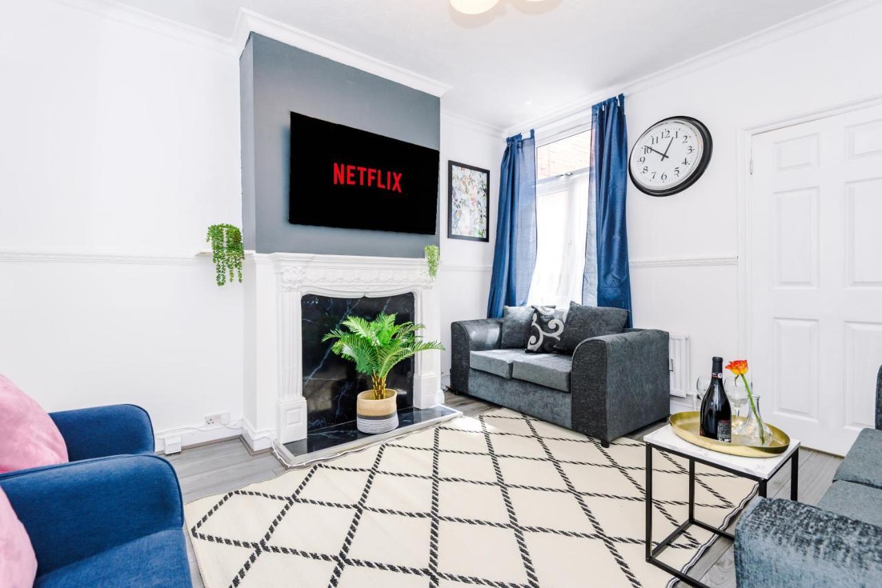 Harley House - Spacious Home With Free Netflix & Parking By Rocketbnb Ковентри Экстерьер фото
