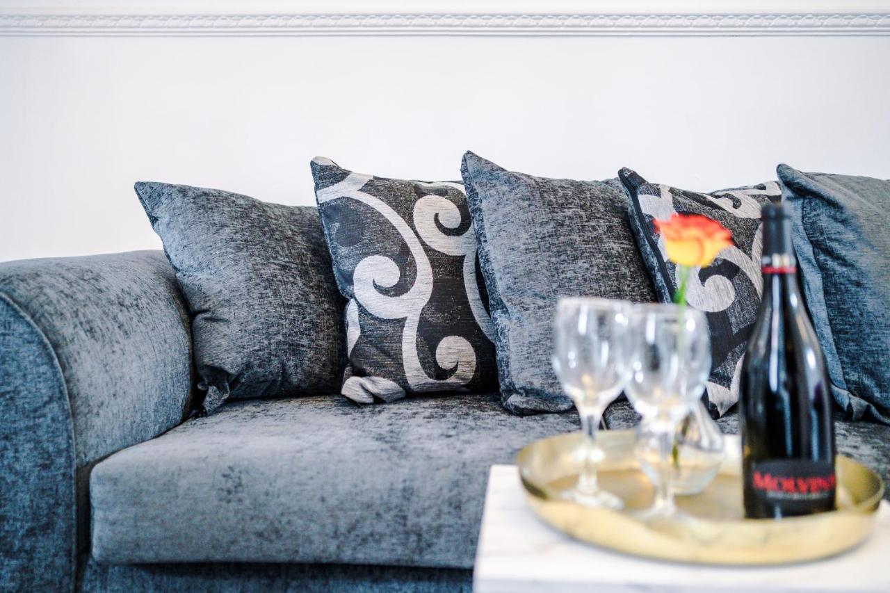 Harley House - Spacious Home With Free Netflix & Parking By Rocketbnb Ковентри Экстерьер фото
